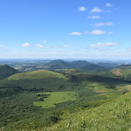 Former Near Auvergne Volcanoes *